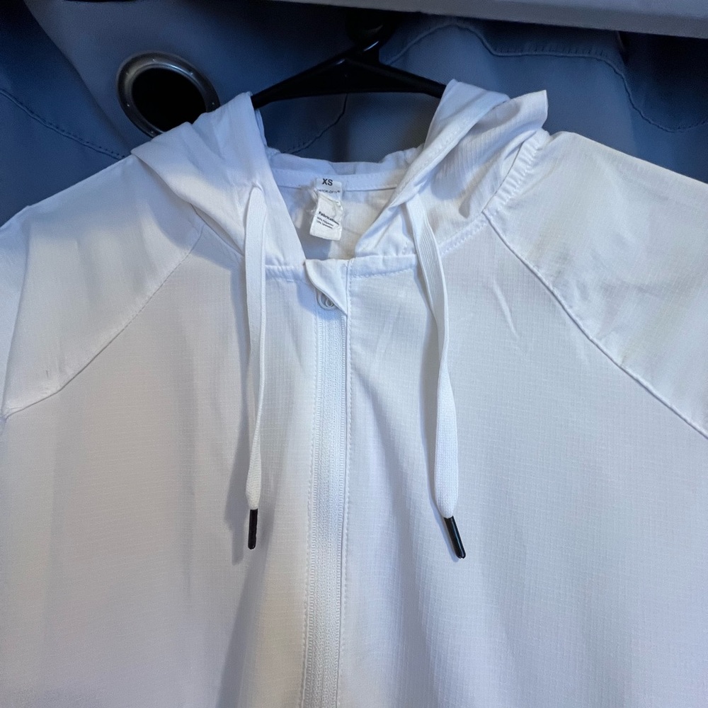 Cropped Jacket - Picture 3 of 4